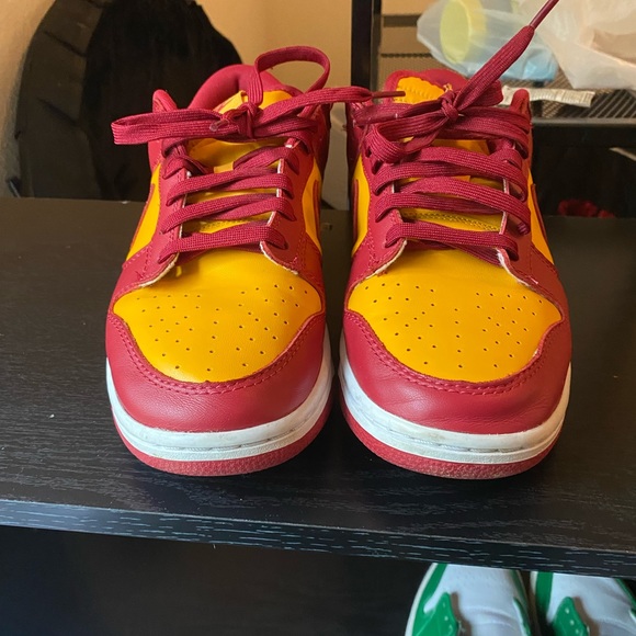 Nike dunk low “USC” - Picture 2 of 4